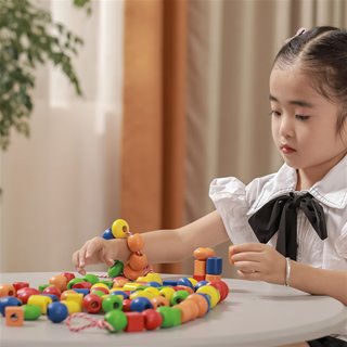 Lacing beads - 90 pieces and 5 cords